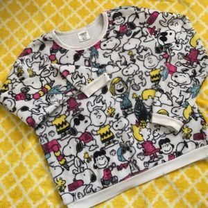 PEANUTS (Charlie Brown) Sweater